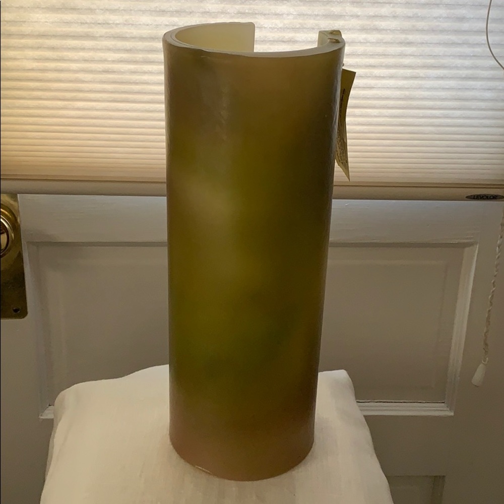 Beeswax candle
